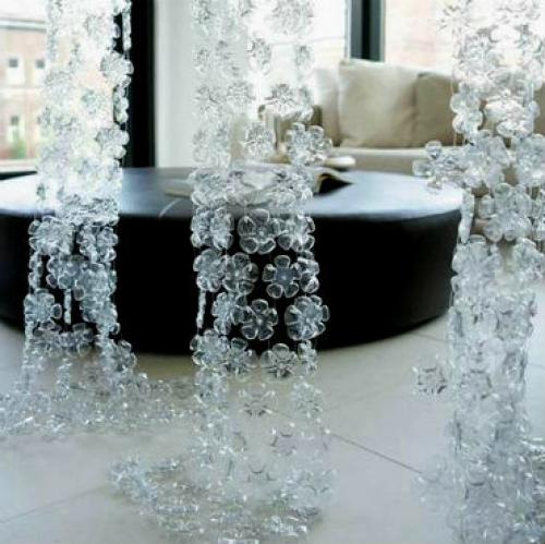 Жалюзи своими руками из пластиковых бутылок. Штора из пластиковых бутылок – так просто и красиво!