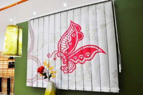 Мультифактурные жалюзи в интерьере разных помещений. (+70 фото) Жалюзи на окна в интерьере разных комнат