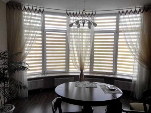 Жалюзи на кухню с рисунком. Разновидности жалюзи