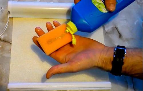 Как помыть горизонтальные жалюзи от жира. Моющие и чистящие составы