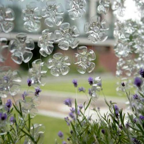 Жалюзи своими руками из пластиковых бутылок. Штора из пластиковых бутылок – так просто и красиво!