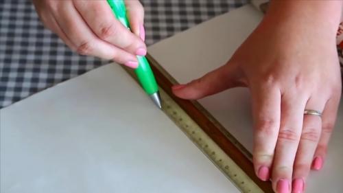 Жалюзи своими руками из обоев. Занавеска из обоев – пошаговая инструкция с фото