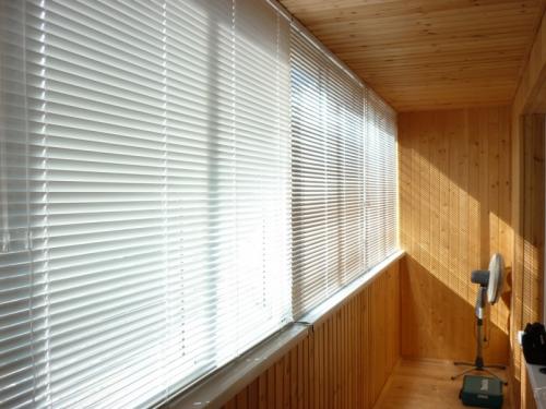 Декоративные жалюзи. Жалюзи: виды современных конструкций и особенности их монтажа (119 фото-идей)