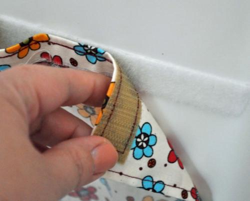 Рулонные шторы своими руками на липучке. Разновидности фасонов штор на липучке