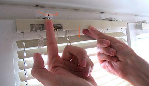 Как легко помыть жалюзи в домашних условиях. Как снять жалюзи