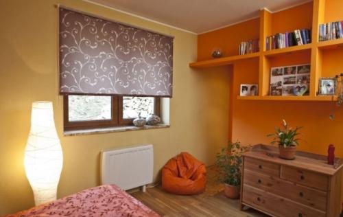 Как мыть рулонные шторы День-Ночь. Уход за тканевыми ролетами День-Ночь