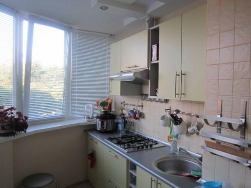 Тканевые жалюзи на кухню. Горизонтальные жалюзи