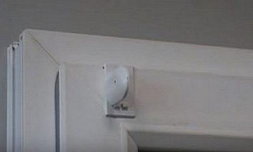 Установка рулонной шторы на глухое окно. Устанавливаем рулонную штору «мини» на глухую оконную створку