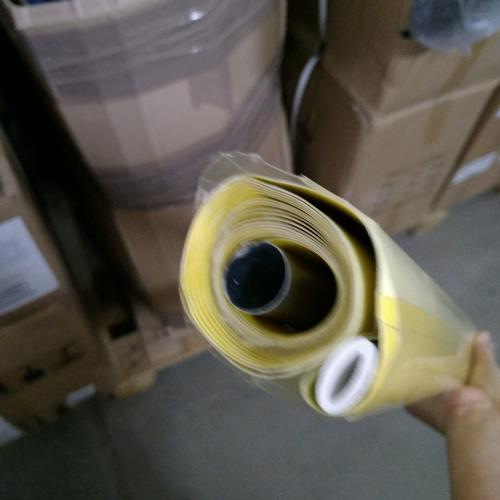 Как собрать рулонную штору из светофора. В Светофор завезли рулонные шторы и солнцезащитные системы для окон