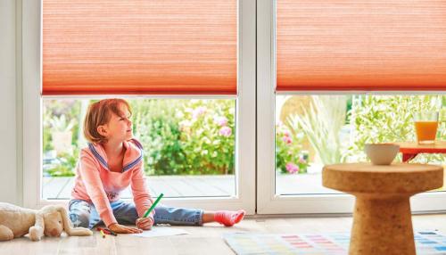 Какие жалюзи лучше выбрать для окон. Жалюзи для полного затемнения комнаты 02 Какие жалюзи лучше выбрать для окон. Жалюзи для полного затемнения комнаты 02