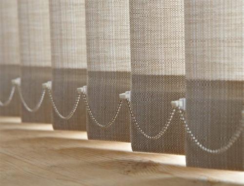 Как постирать жалюзи в машинке. Какие жалюзи (ламели) можно стирать?