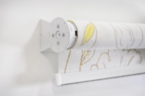 Установка рулонных штор