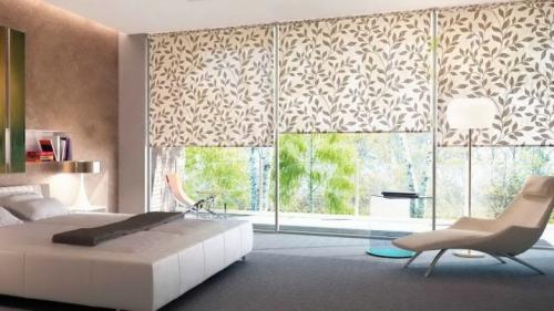 Так просто сделать жалюзи из обычных обоев. Изготовление изделия дома своими руками 07