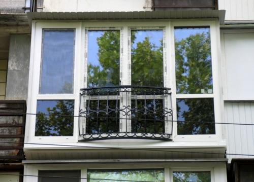 Чем закрыть панорамные окна на балконе. Панорамный балкон – инструкция по остеклению и утеплению лоджий (90 фото)