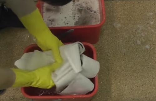 Как мыть жалюзи вертикальные тканевые. 2-й и 3-й способы — ручная и машинная стирка