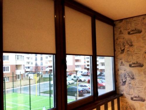 Жалюзи на балкон в пол. Как правильно подобрать жалюзи для балкона (+ инструкция по установке)