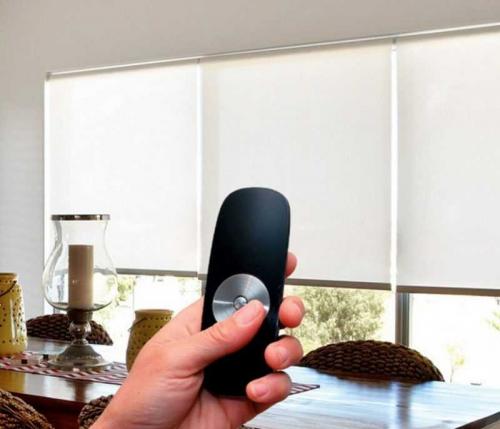 Рулонные жалюзи на пластиковые окна. Рулонные шторы на пластиковые окна: как использовать шторы рулонных конструкций. 145 фото штор рулонного типа