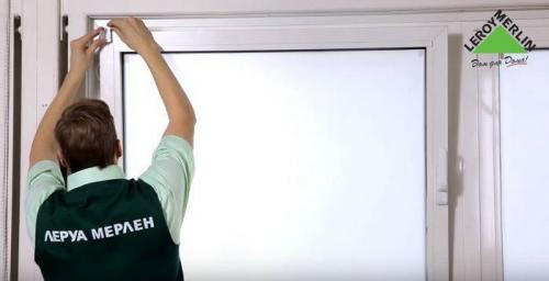 Как вешать рулонные шторы на пластиковые окна. Разновидности рулонных штор 07 Как вешать рулонные шторы на пластиковые окна. Разновидности рулонных штор 07