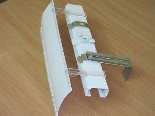 Как крепить вертикальные жалюзи к стене. Метод монтажа конструкции к стене