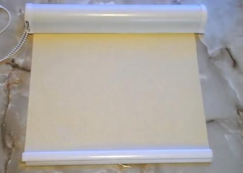 Как помыть шторы жалюзи. Как часто нужно делать чистку и как уберечь штору от загрязнений