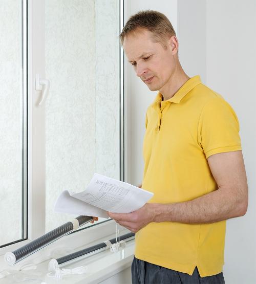 Как закрепить жалюзи наверху. Как закрепить жалюзи на окне