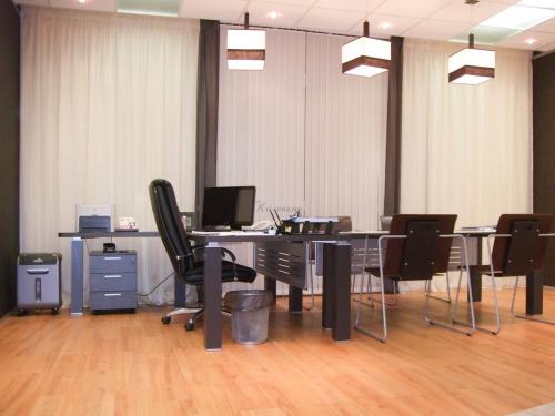 Как почистить тканевые жалюзи от жирных пятен. Вертикальные тканевые системы