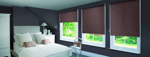 Направляющие для рулонных штор своими руками. Рулонные шторы на пластиковые окна. Разбираемся, как сделать своими руками и как крепить