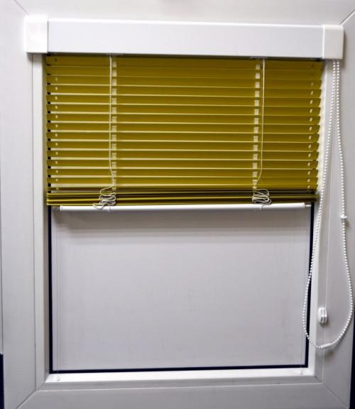 Белые жалюзи в интерьере. Жалюзи: виды современных конструкций и особенности их монтажа (119 фото-идей)