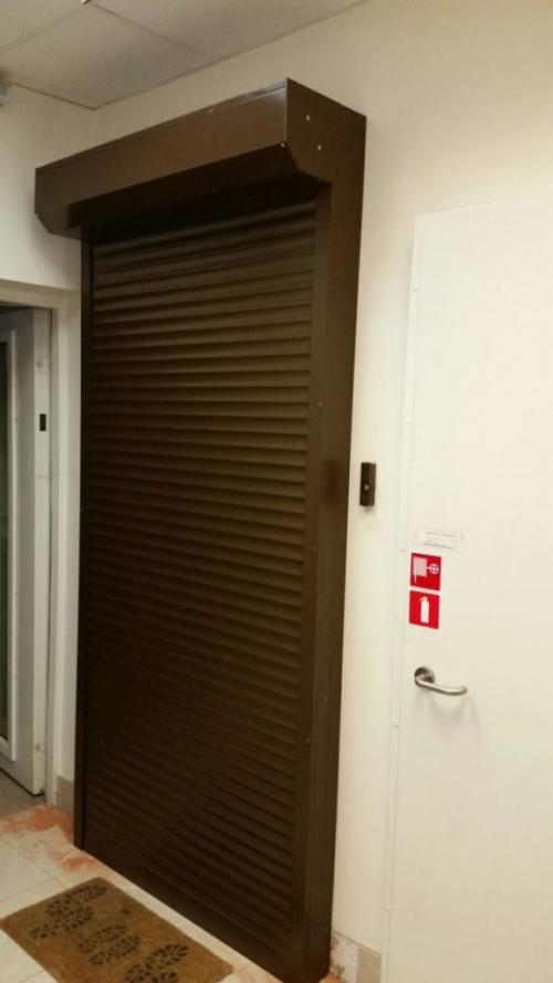 Металлические рольставни на двери. Рольставни в проеме вместо двери: достаточно ли безопасно?