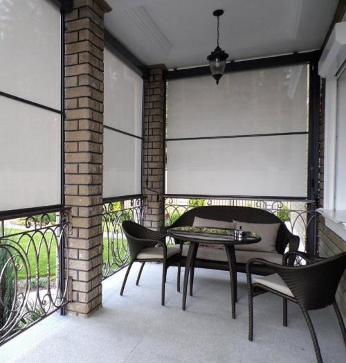 Защитные жалюзи на окна. Рулонные шторы на фасадные окна